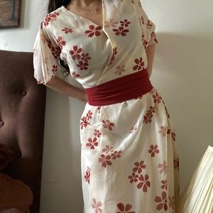 Short sleeve dress brand new no tag !